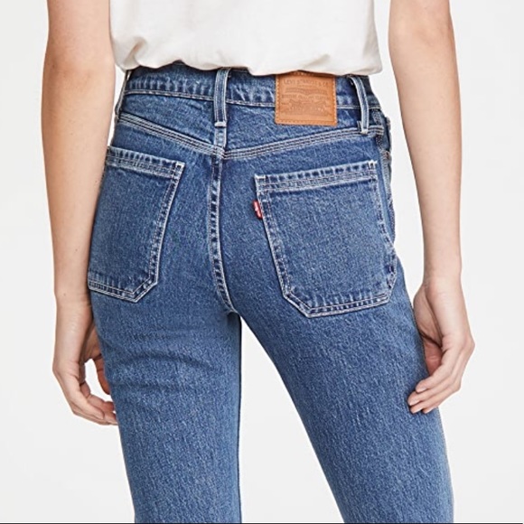 Levi's Premium Wedgie Straight High Rise Jeans - Picture 6 of 16